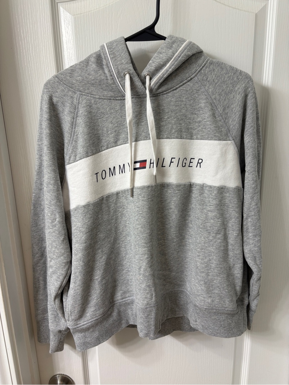 Tommy Hilfiger Sport Gray Hoodie Size Large